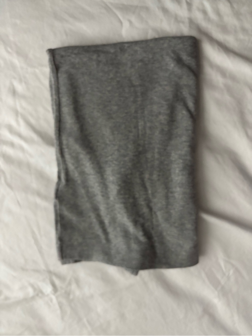 Classic Gray Ribbed Tank Top - Picture 4 of 4